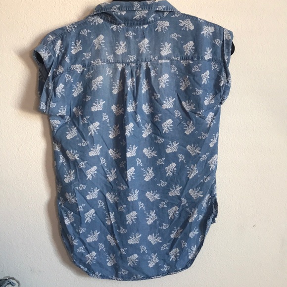 T-shirt - Picture 2 of 2